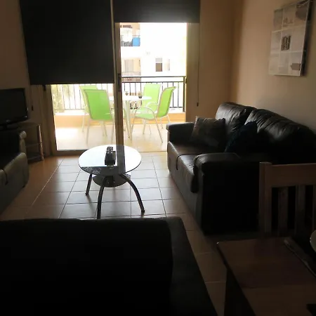 First Floor, 2 Bedroom F102, Pool View & Free Wifi